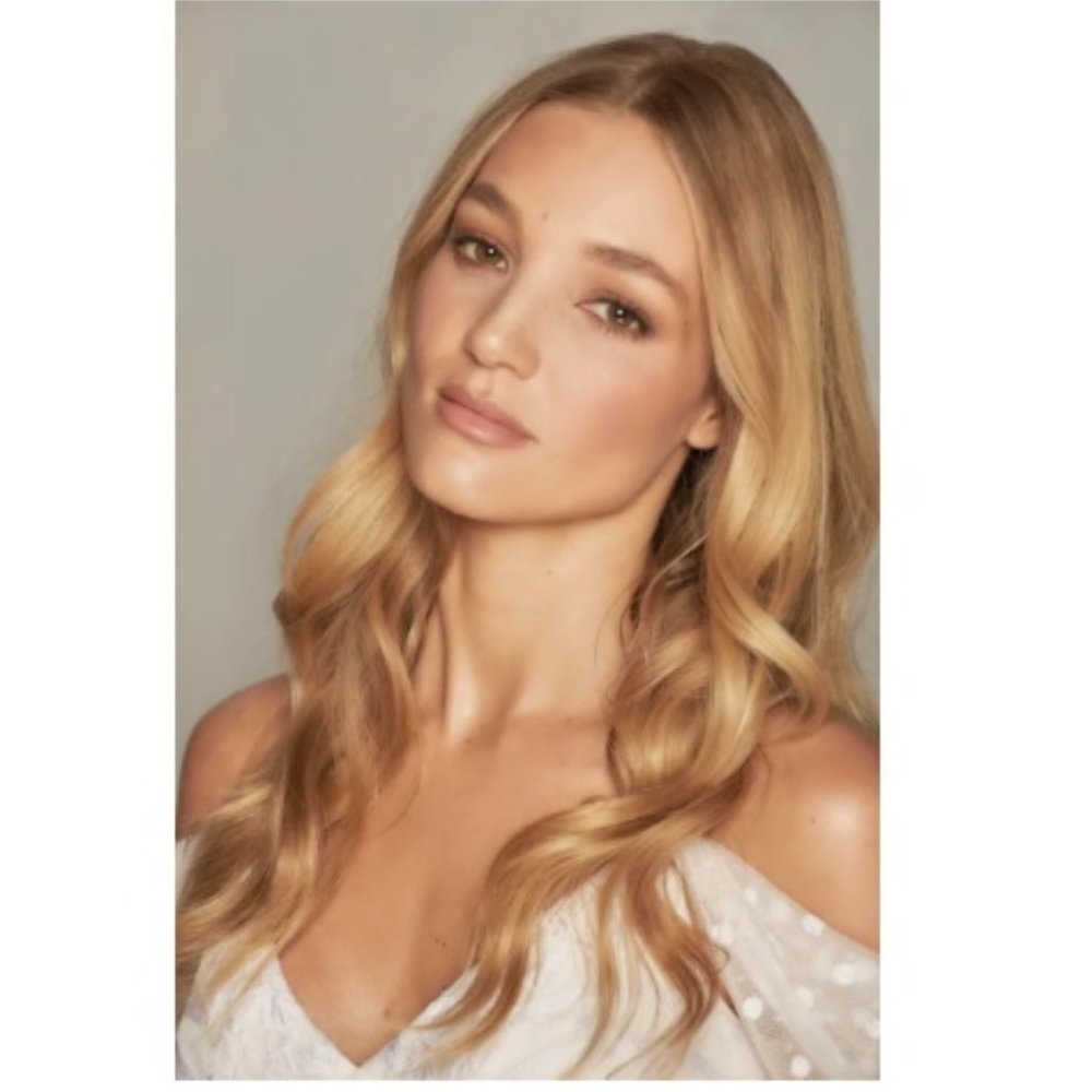 Charlotte Tilbury Wonderglow Face Primer, NEW - Full Size 1.35 oz./40 ml. - Picture 11 of 16